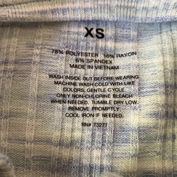 NWT JUNIORS cut out short sleeve tee - Picture 4 of 5